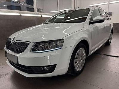 Gebraucht Skoda Octavia LAURIN & KLEMENT 150 PS (110 kW) 2015 Weiß metallic Kombi