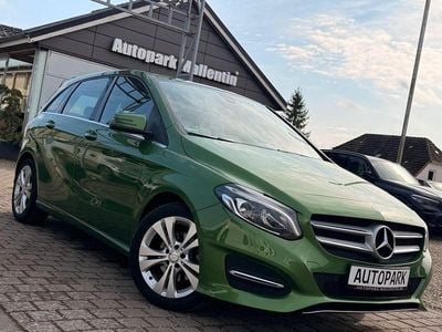 Gebraucht Mercedes B160 Urban 102 PS (75 kW) 2016 Grün Van / Kleinbus