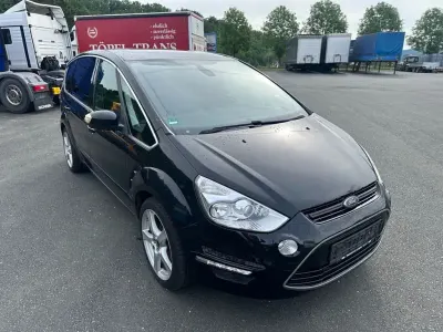 Gebraucht Ford S-MAX Titanium 163 PS (119 kW) 2012 Schwarz Van / Kleinbus