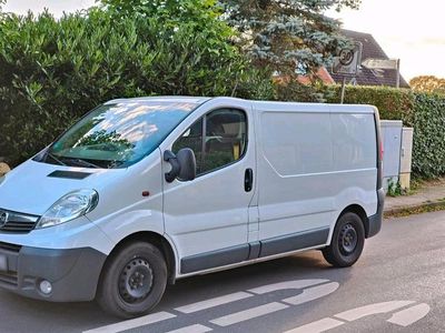 Gebraucht Opel Vivaro 114 PS (83 kW) 2014 Weiß Van / Kleinbus