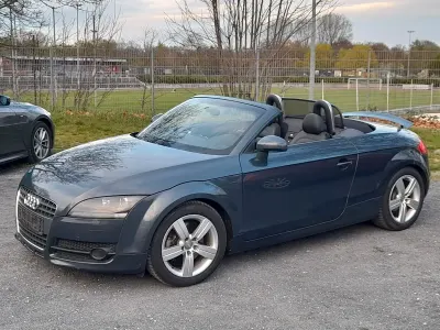 Gebraucht Audi TT Roadster Sport 160 PS (117 kW) 2009 Grau Cabrio