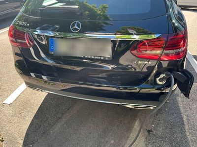 gebraucht Mercedes C300e T Avantgarde Autom. AHK