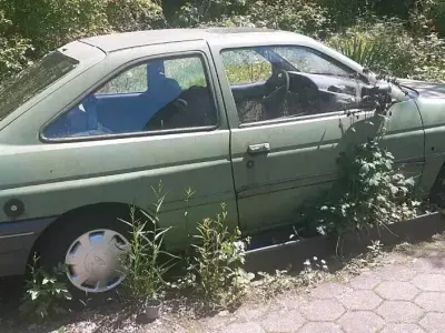 Gebraucht Ford Escort 70 PS (51 kW) 1991 Grün Limousine