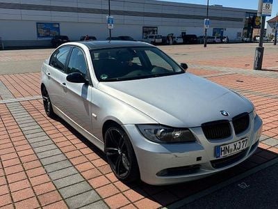 BMW 325