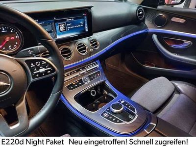 gebraucht Mercedes E220 d Avantgarde LED Leder DAB Glasdach Kamera