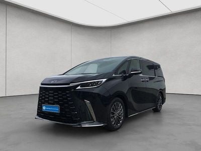 Neu Lexus LM350h Luxury Line 190 PS (139 kW) 2025 Schwarz Van / Kleinbus