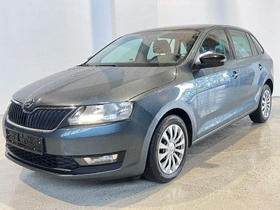 Gebraucht Skoda Rapid Ambition 125 PS (91 kW) 2018 Grau Limousine