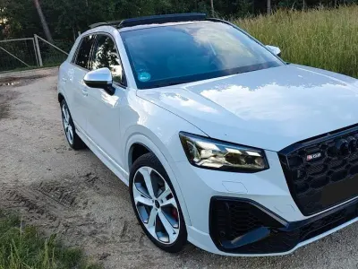 Gebraucht Audi SQ2 Sport 300 PS (220 kW) 2025 Weiß SUV