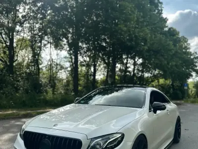 Gebraucht Mercedes E400 333 PS (244 kW) 2017 Weiß Coupé