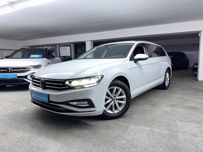 Gebraucht VW Passat Business 150 PS (110 kW) 2022 Weiß Kombi