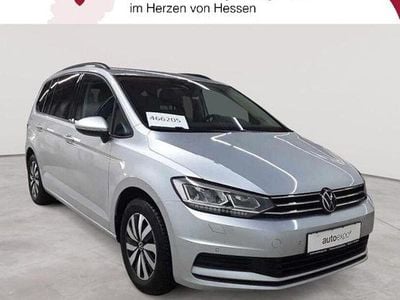 Gebraucht VW Touran Comfortline 122 PS (89 kW) 2022 Reflexsilber metallic Van / Kleinbus