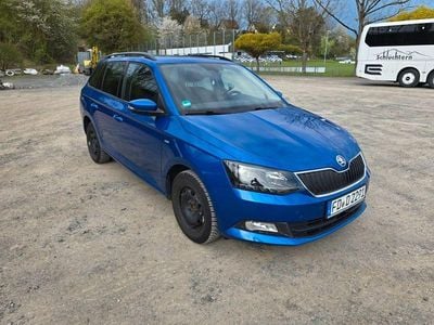 Usata Skoda Fabia Drive 90 CV (66 kW) 2017 Blu Station wagon