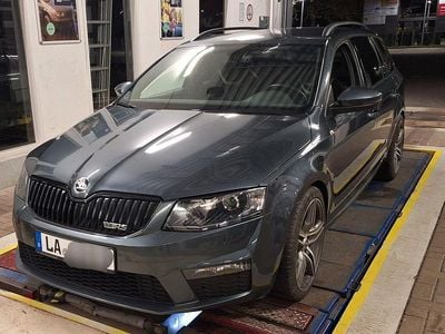 Gebraucht Skoda Octavia RS 184 PS (135 kW) 2014 Grau Kleinwagen