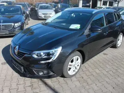 Gebraucht Renault Mégane IV Business 140 PS (102 kW) 2019 Schwarz Limousine