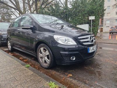 Mercedes B180