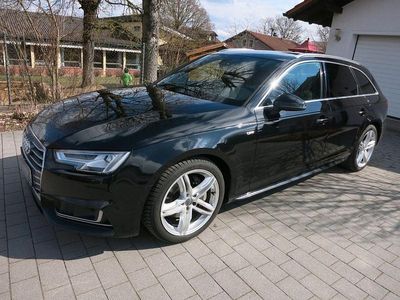 Gebraucht Audi A4 Sport 218 PS (160 kW) 2017 Schwarz Kombi
