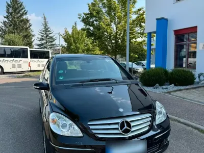 Gebraucht Mercedes B170 116 PS (85 kW) 2006 Schwarz Van / Kleinbus