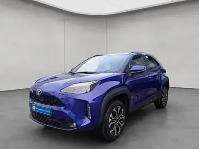 Neu Toyota Yaris Cross 130 PS (95 kW) 2026 Weiß SUV