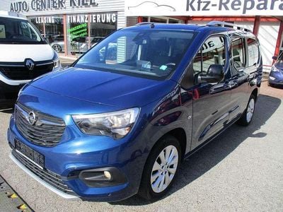 Używany Opel Combo Life Ultimate 131 KM (96 kW) 2021 Niebieski Minivan