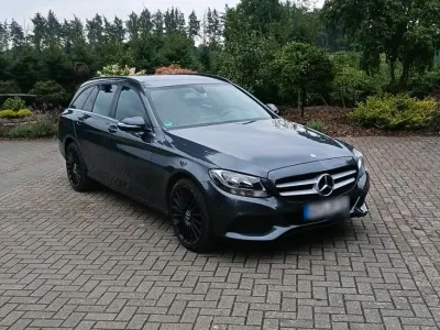 Gebraucht Mercedes C200 136 PS (100 kW) 2015 Grau Kombi
