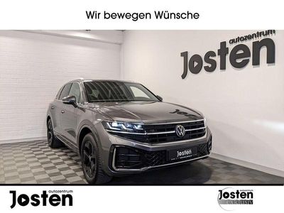 Gebraucht VW Touareg R-line 231 PS (169 kW) 2024 Siliziumgrau metallic SUV