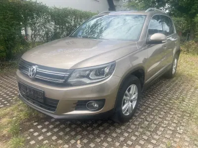 Gebraucht VW Tiguan Sportline 140 PS (102 kW) 2012 Beige SUV