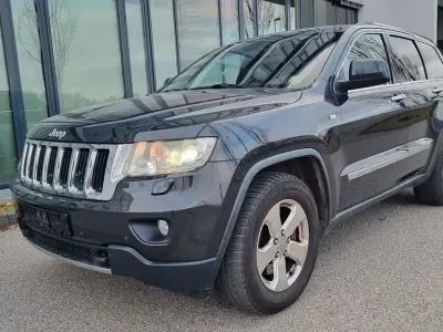 Gebraucht Jeep Grand Cherokee Limited 241 PS (177 kW) 2011 Schwarz SUV