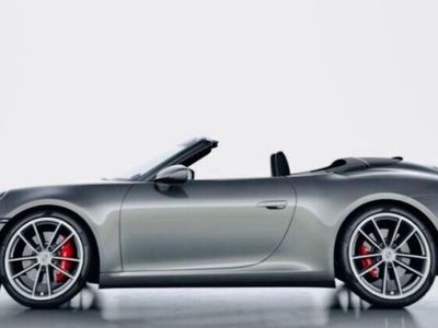 Porsche 911 Carrera 4 Cabriolet
