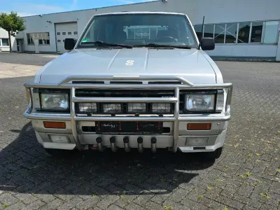 Gebraucht Nissan Terrano 103 PS (75 kW) 1988 Silber SUV