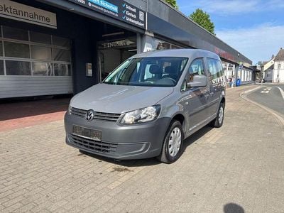 Usado VW Caddy Trendline 105 HP (77 kW) 2013 Cinzento Monovolume