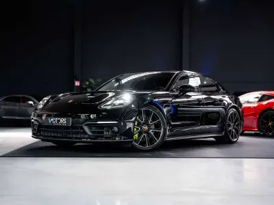 Occasion Porsche Panamera 4 462 PK (339 kW) 2022 Zwart Sedan