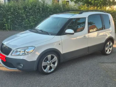 Gebraucht Skoda Roomster 86 PS (63 kW) 2010 Weiß Van / Kleinbus
