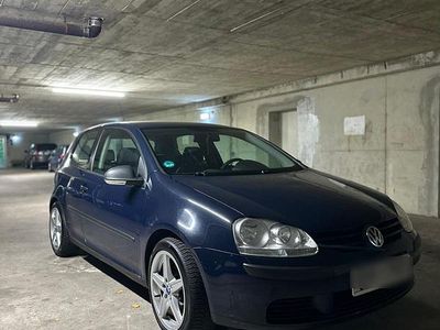 VW Golf V