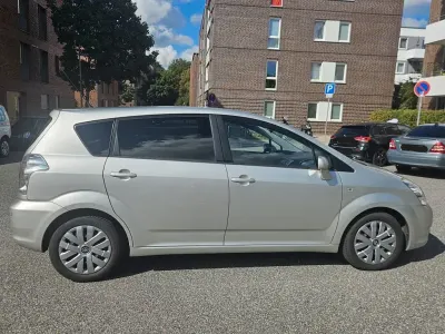 Gebraucht Toyota Corolla Verso Executive 177 PS (130 kW) 2007 Grau Van / Kleinbus