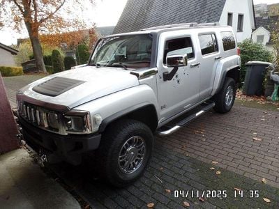 Hummer H3