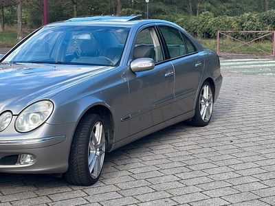 Mercedes E220