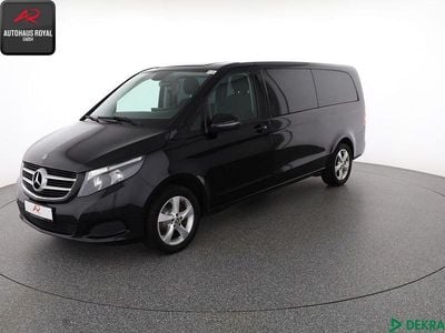 Obsidianschwarz Gebraucht 2019 Mercedes V250 Van / Kleinbus | 35.740 € (Superpreis)