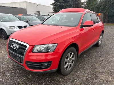 Używany Audi Q5 Design 170 KM (125 kW) 2011 Czerwony SUV