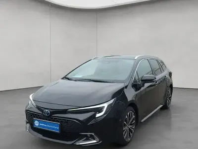Gebraucht Toyota Corolla Lounge 140 PS (102 kW) 2025 Black mica Kombi