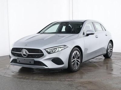 Gebraucht Mercedes A180 Progressive 136 PS (100 kW) 2024 Lack hightechsilber Limousine