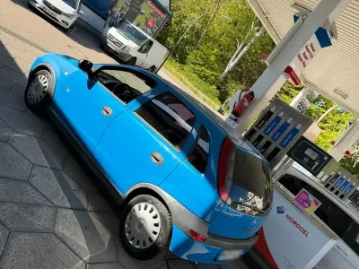 Gebraucht Opel Corsa 75 PS (55 kW) 2003 Blau Kleinwagen