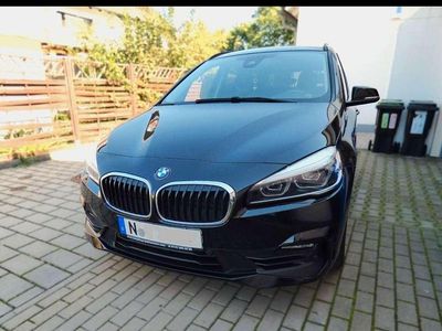 Gebraucht BMW 218 Sport Line 140 PS (102 kW) 2018 Schwarz Kombi