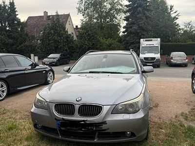 BMW 525
