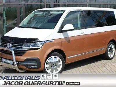 Usado VW Multivan Generation Six 199 HP (146 kW) 2020 Castanho Monovolume