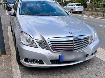 Mercedes E220
