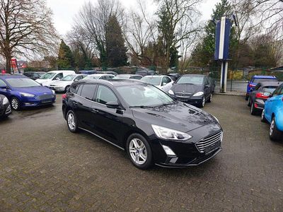 Gebraucht Ford Focus Cool & Connect 125 PS (91 kW) 2019 Schwarz Kombi