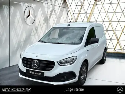 Käytetty Mercedes eCitan 89 kW (122 HP) 2025 Valkoinen Tila-auto