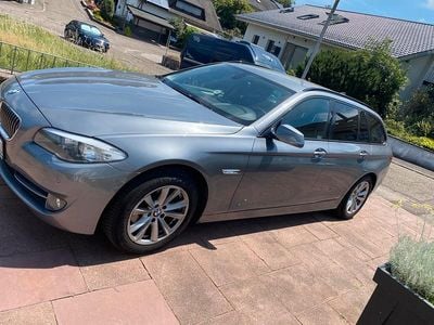 Gebraucht BMW 520 184 PS (135 kW) 2011 Grau Kombi