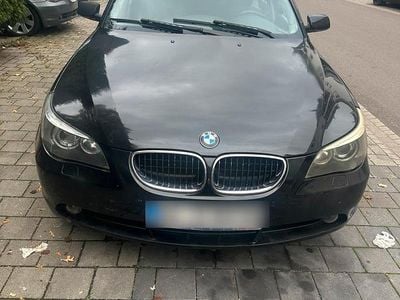 BMW 525