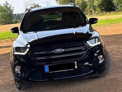 Schwarz Gebraucht 2019 Ford Kuga ST-Line SUV | 16.800 € (Fairer Preis)